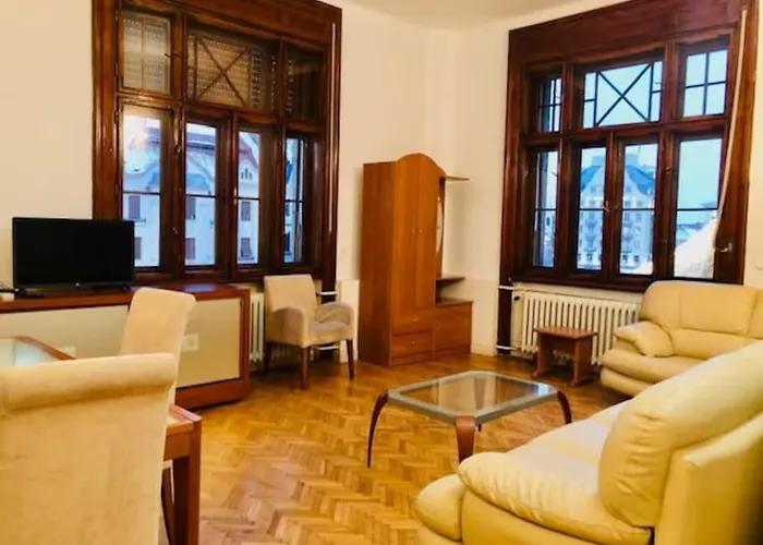 Joy City Victoriei 3-18