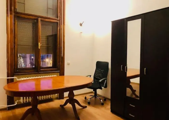 Joy City Victoriei 3-18